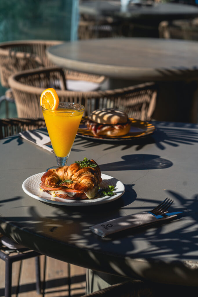 natura playa el palmar desayuno frente al mar